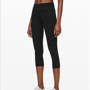Lululemon “pace rival” leggings